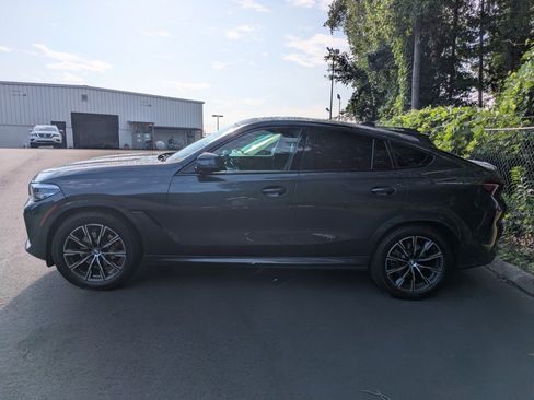 Used 2021 BMW X6 xDrive40i AWD/4WD image 3