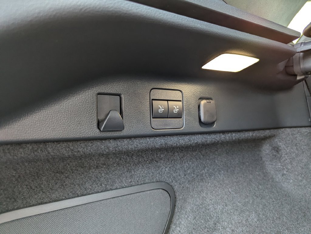 Used 2023 Lexus RX 350 F Sport w/ Cold Area Package AWD/4WD image 42