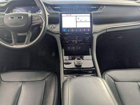 Used 2023 Jeep Grand Cherokee L Limited AWD/4WD image 26