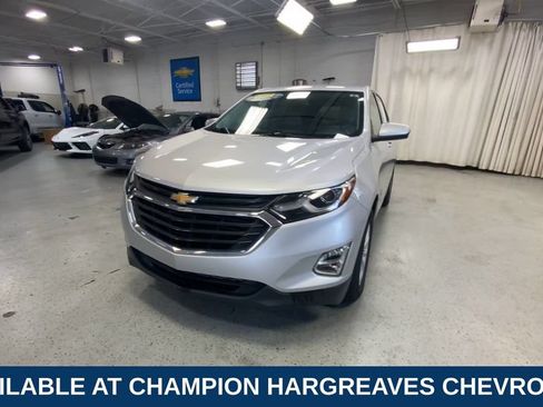 Used 2020 Chevrolet Equinox LT w/ Driver Convenience Package FWD image 5