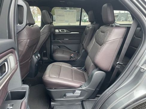 New 2026 Ford Explorer Platinum w/ LUX Leather Package image 10