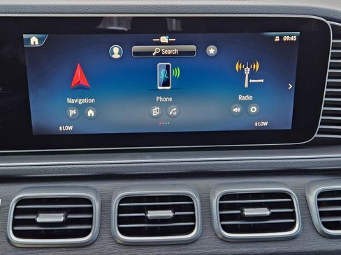 Certified 2025 Mercedes-Benz GLE 580 4MATIC image 28