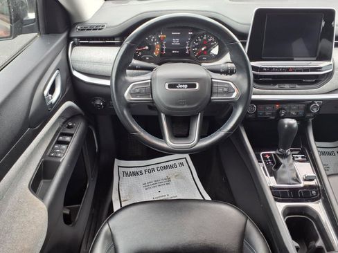 Used 2022 Jeep Compass Latitude w/ Convenience Group image 11