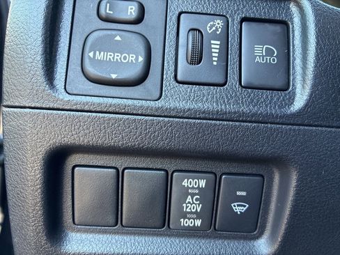 Used 2022 Toyota 4Runner TRD Off-Road image 10