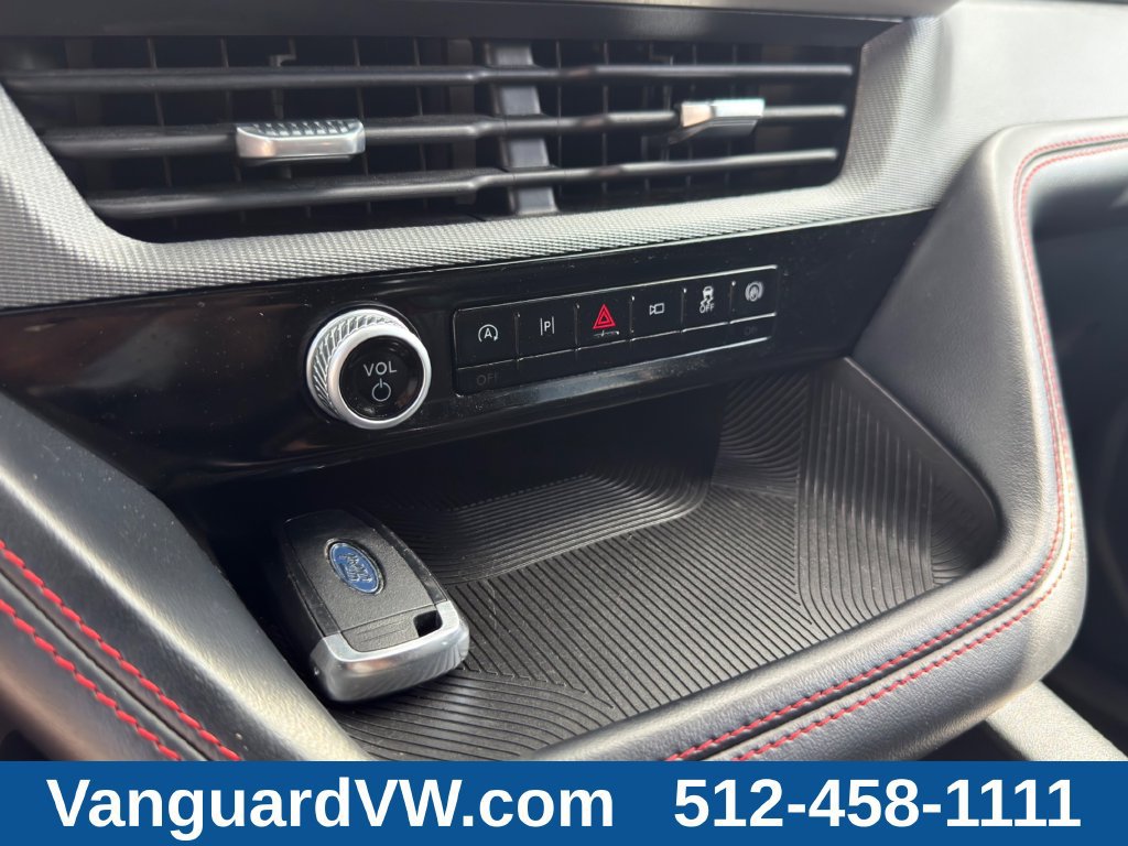 Used 2025 Ford Explorer ST-Line w/ ST-Line Street Pack AWD/4WD image 15