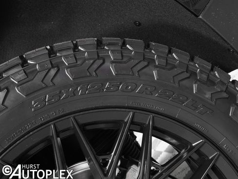 Used 2026 GMC Yukon Denali Ultimate image 37