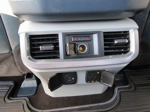 Used 2022 Ford F150 Limited image 29