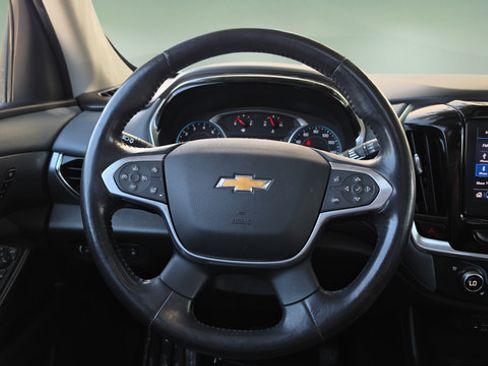 Used 2021 Chevrolet Traverse Premier AWD/4WD image 28