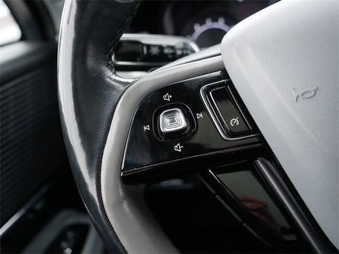 Used 2022 Lincoln Corsair AWD w/ Premium Package image 27