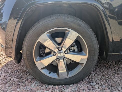 Used 2015 Jeep Grand Cherokee Overland AWD/4WD image 18
