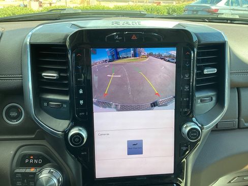 Used 2025 RAM 1500 Laramie image 35