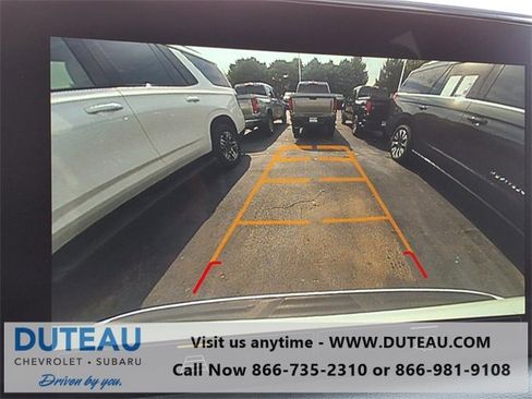 Used 2022 Chevrolet Suburban RST image 13