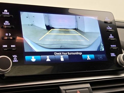 Used 2021 Honda Accord EX-L image 4