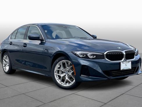 New 2025 BMW 330i xDrive Sedan w/ Premium Package image 2