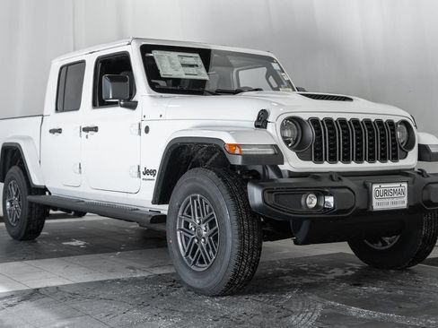 New 2026 Jeep Gladiator Sport AWD/4WD image 1