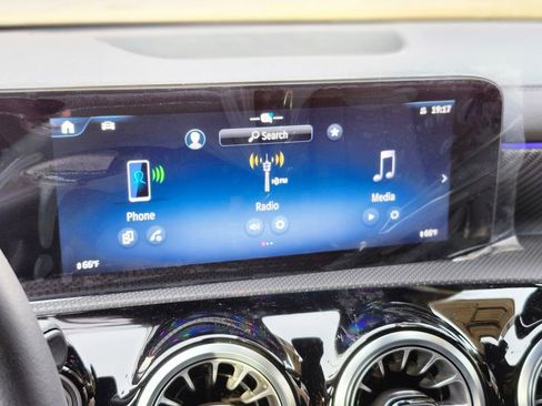 New 2025 Mercedes-Benz CLA 250 4MATIC image 23