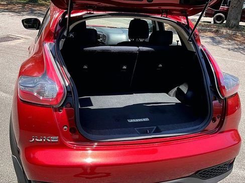 Used 2016 Nissan Juke S FWD image 36