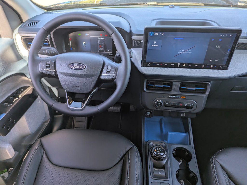 New 2026 Ford Maverick XLT w/ XLT Luxury Package FWD image 17