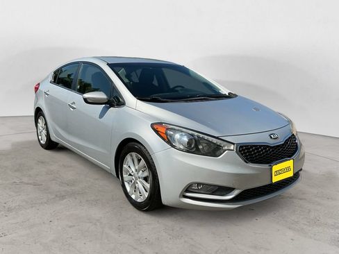 Used 2015 Kia Forte EX FWD image 3