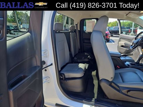 Used 2017 Chevrolet Colorado W/T RWD image 27