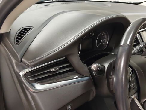 Used 2022 Buick Enclave Essence w/ Experience Buick Package image 17