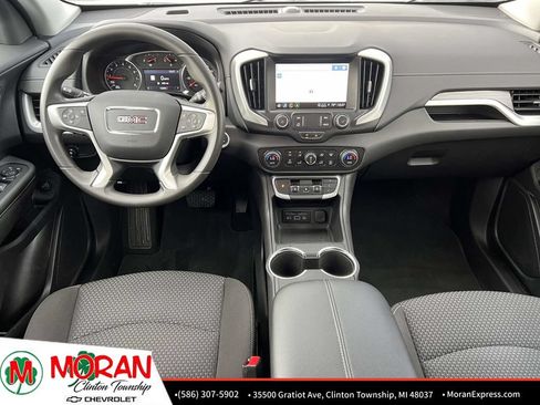 Certified 2024 GMC Terrain SLE w/ Driver Convenience Package AWD/4WD image 15