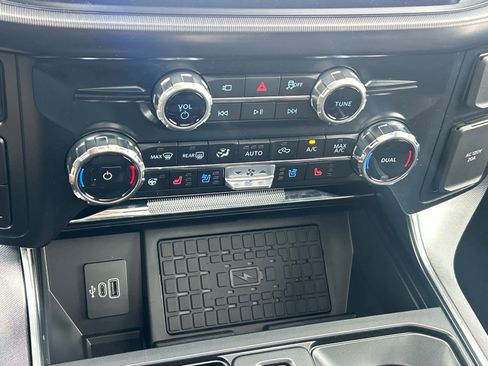 New 2025 Ford F150 Platinum w/ Equipment Group 702A High image 73