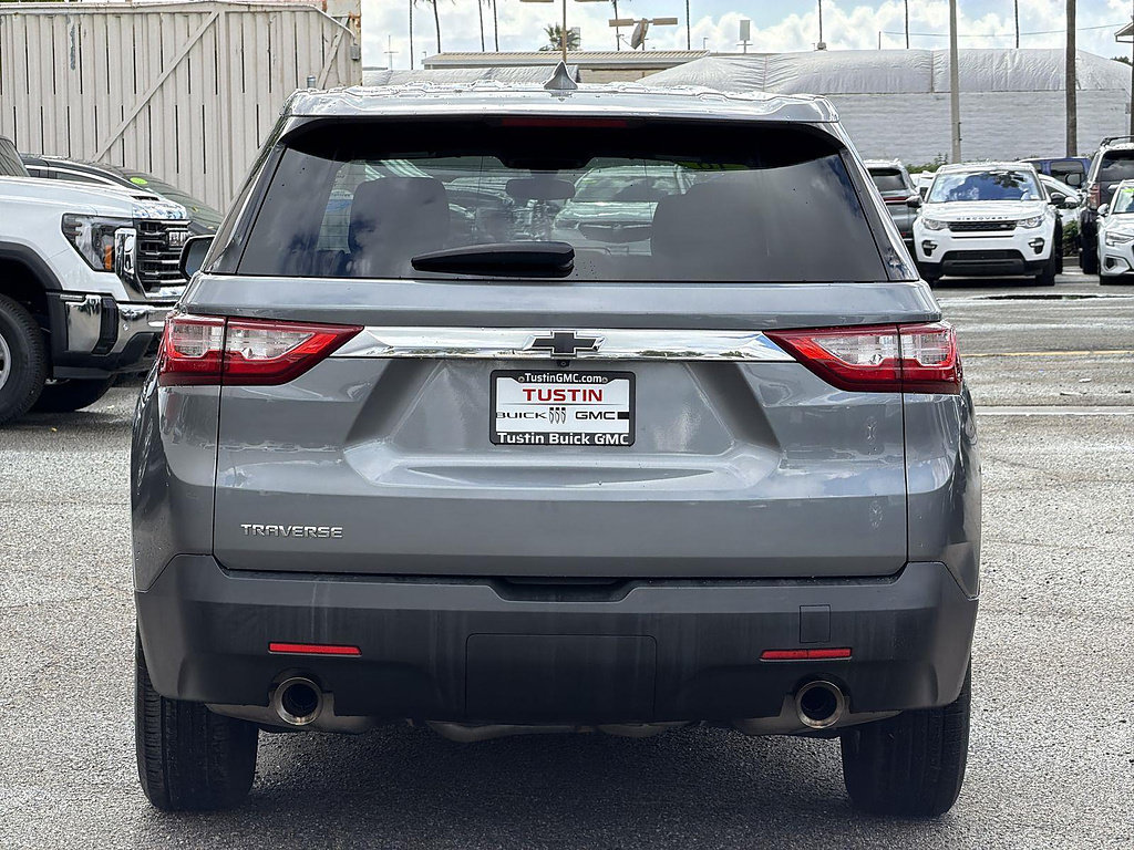 Used 2018 Chevrolet Traverse LS FWD image 6