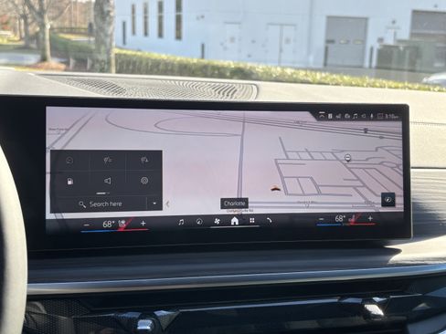 Used 2026 BMW X5 xDrive50e w/ M Sport Package image 24