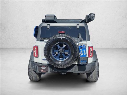 Used 2023 Ford Bronco Wildtrak image 6