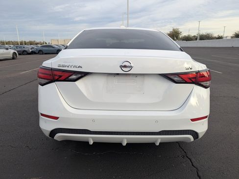 Certified 2022 Nissan Sentra SV image 5