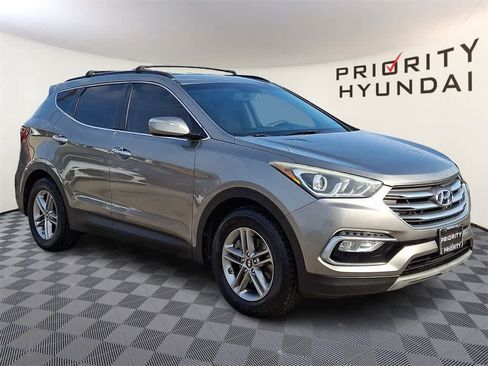 Used 2018 Hyundai Santa Fe Sport image 3