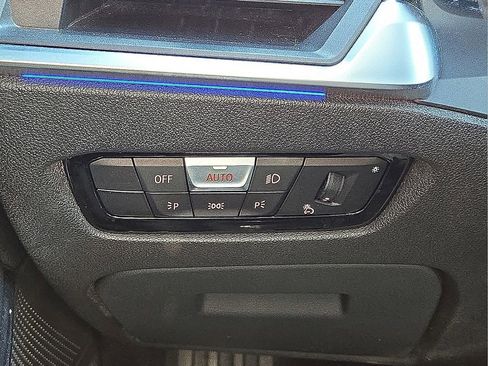 Used 2021 BMW 330i 330i w/ Convenience Package image 25