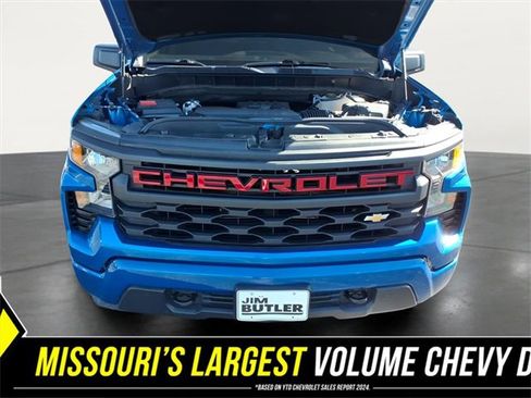 Used 2023 Chevrolet Silverado 1500 Custom image 20