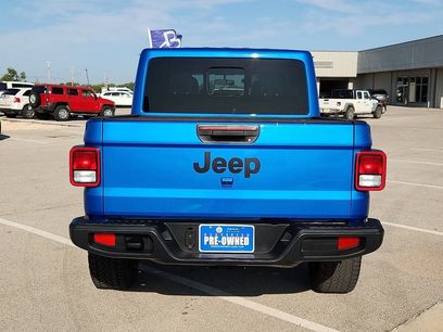 Used 2024 Jeep Gladiator Sport