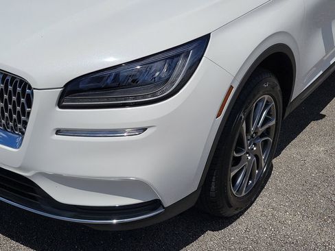 Certified 2022 Lincoln Corsair FWD image 9