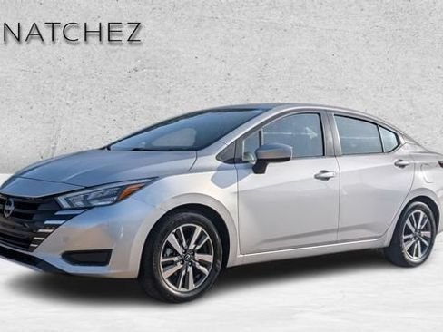 Used 2025 Nissan Versa SV FWD image 1
