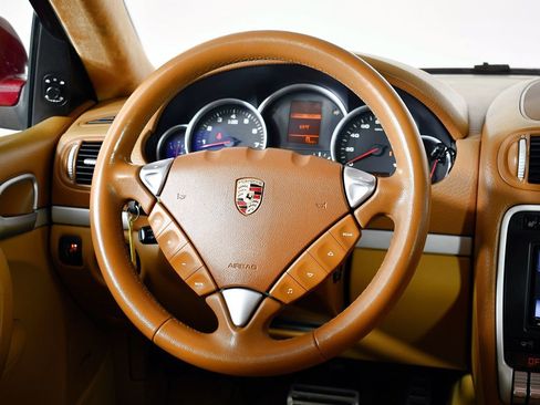 Used 2008 Porsche Cayenne GTS image 26