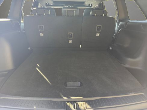 Used 2023 Jeep Grand Cherokee Altitude image 15