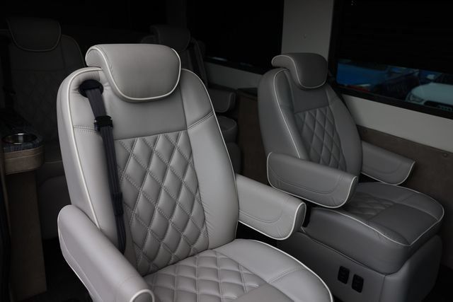 Used 2020 Mercedes-Benz Sprinter 2500 image 27