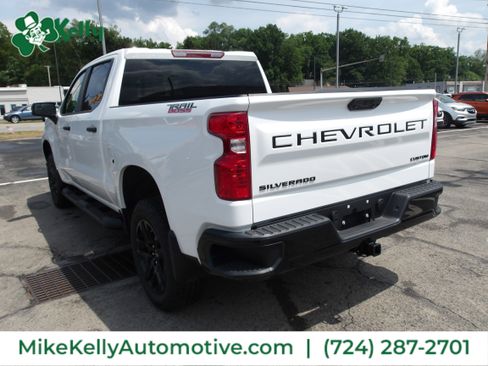 Used 2026 Chevrolet Silverado 1500 Custom Trail Boss w/ Turbomax Blackout Package AWD/4WD image 5