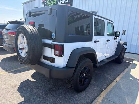 Used 2017 Jeep Wrangler Unlimited Sport w/ Quick Order Package 24S AWD/4WD image 7