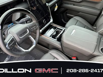 New 2026 GMC Yukon XL Denali w/ Advanced Technology Package