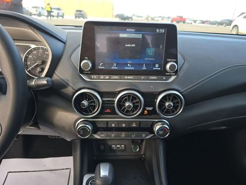 Certified 2025 Nissan Sentra SV image 9