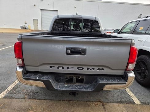 Used 2021 Toyota Tacoma SR5 w/ SR5 Appearance Package (SM) image 10