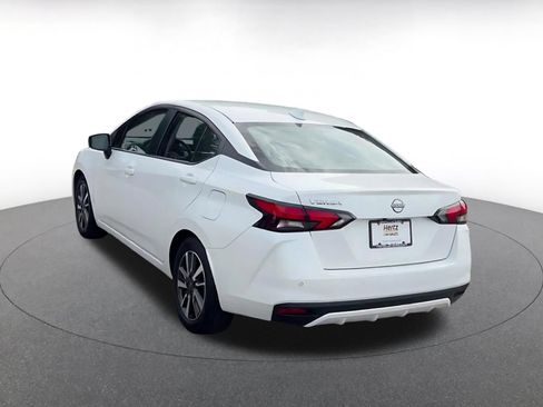 Used 2025 Nissan Versa SV FWD image 10