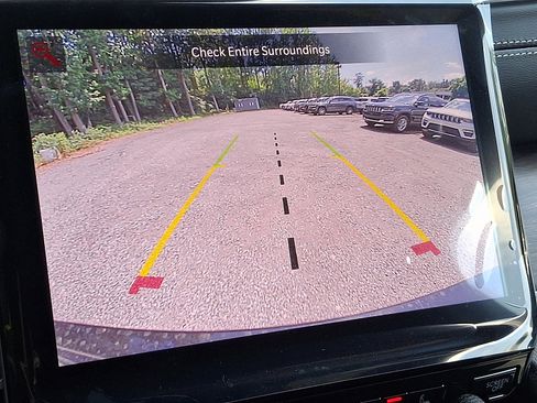 New 2025 Jeep Grand Cherokee Limited image 14