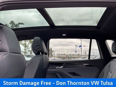 New 2026 Volkswagen Tiguan SE R-Line AWD/4WD image 17
