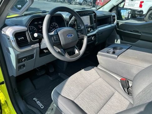 Used 2022 Ford F150 XL w/ Equipment Group 101A High AWD/4WD image 18