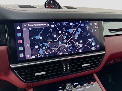 Certified 2022 Porsche Cayenne Platinum Edition AWD/4WD image 16